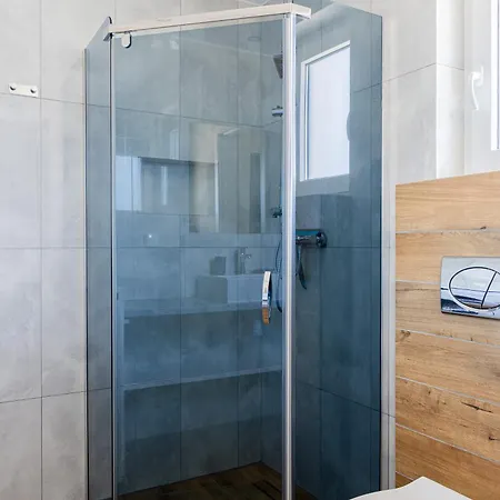 Barka - Apartamentowe Apartmán Karwia