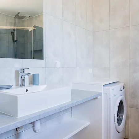 Barka - Apartamentowe Karwia