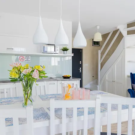 Barka - Premium Oraz Blisko Plazy Apartmán *