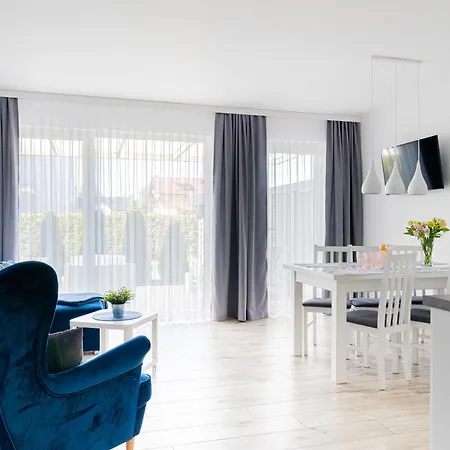 Barka - Premium Oraz Blisko Plazy Apartman Karwia