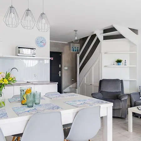 Apartman Barka - Premium Oraz Blisko Plazy Karwia