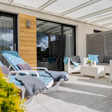 Barka - Apartamentowe Karwia