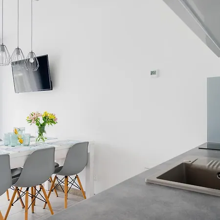 Barka - Apartamentowe Karwia