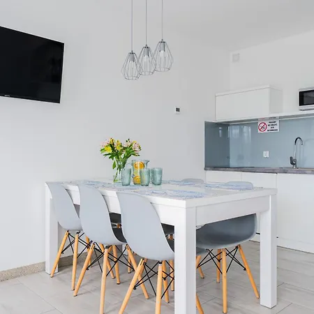 Barka - Apartamentowe * Karwia