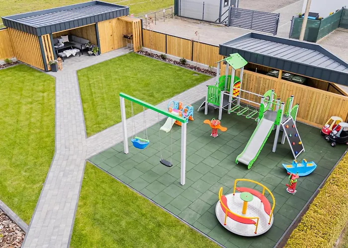 Barka - Premium Oraz Blisko Plazy Karwia